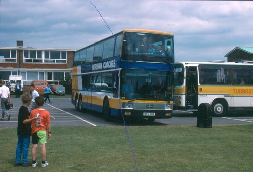 Original bus colour - original,