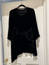 Grizas NWOT Black Velvet