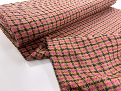 Pink wool check fabric - pink,