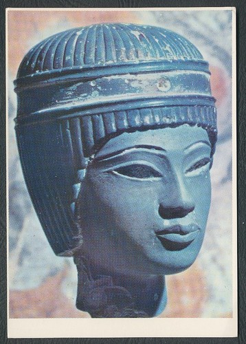 Postcard 23549 statue - postcard,