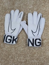 Nike GK Match Youth Goalkeeper Gloves – White, Size 8, Excellent Condition