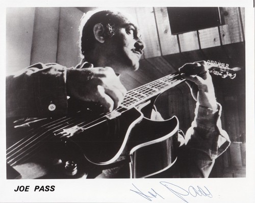 Joe pass vintage signed - joe,