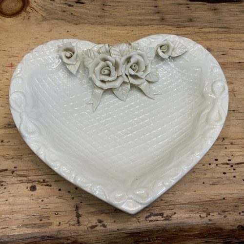 Ivory ceramic heart wall - ceramic,