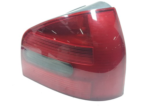 8l0945096a right tailgate - 8l0945096a,