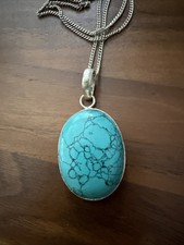 Stunning Silver Metal and Turquoise Necklace Costume Jewellery