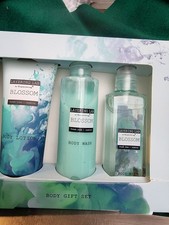 Superdrug Layering Lab Blossom