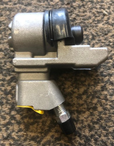 Rear wheel cylinder - 1,
