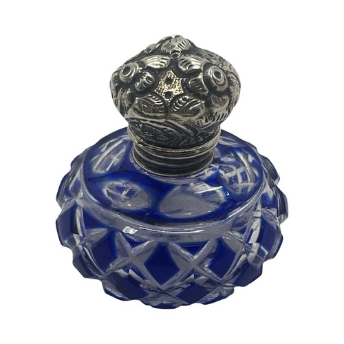 Fine silver mounted - a,