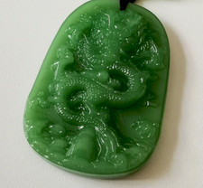 LOVELY GREEN JADE DRAGON PENDANT