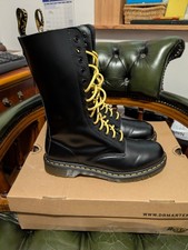 Dr Martens 1914 14 hole black