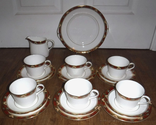 Exquisite royal crown derby - royal,