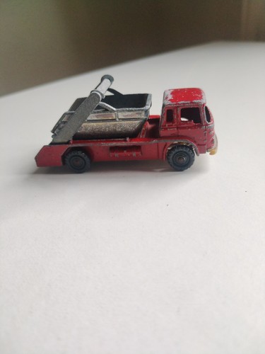 Vintage husky bedford skip - bedford,