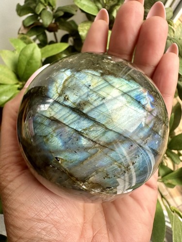 Stunning flashy labradorite - flashy,