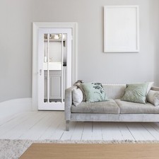 Internal door glazed white