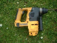 DEWALT DC223 24V SDS HAMMER