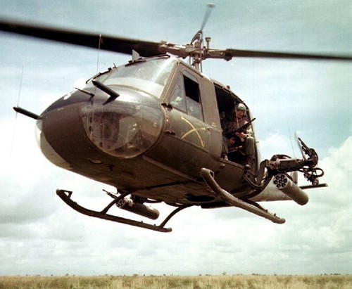 Bell huey helicopter - uh-1b, at