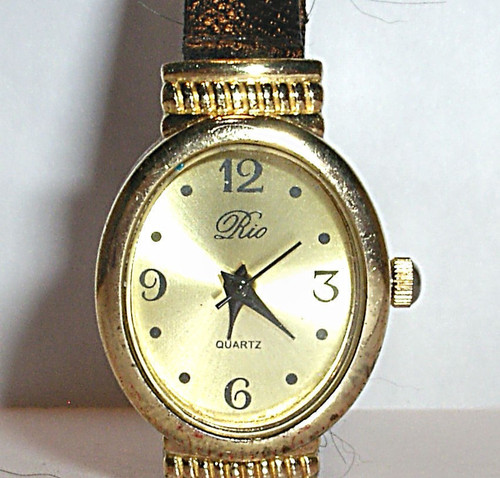 Ladies oval shape gold colour - gold,