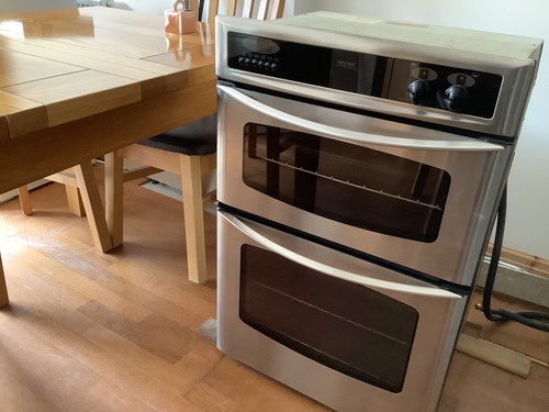 Gas double oven and - , grill
