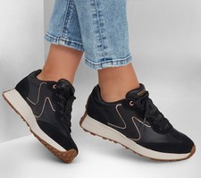 Sketchers Women Trainers