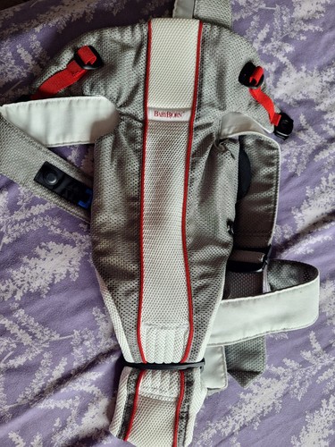 Baby bjorn red - and,