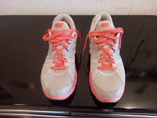 Women's Size 11 M - NIKE Air