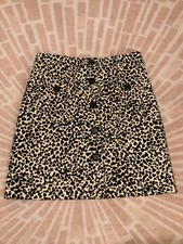Tara JARMON  short black and
