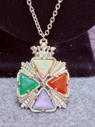 Vintage maltese cross pendant - maltese,