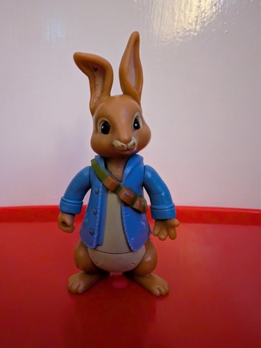 2013 peter rabbit figure - rabbit, 2.75"