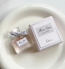 Miss Dior EAU DE PERFUME (EDP) Mini Size 5ML Brand NEW Boxed Xmas