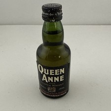 Vintage 1970s Queen Anne Rare