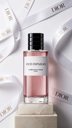 Dior oud ispahan - oud,