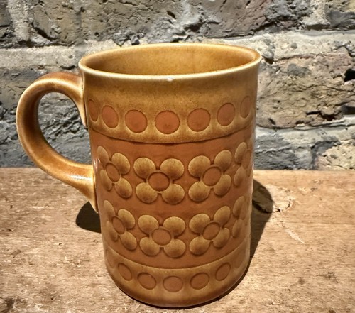 Hornsea pottery saffron - pottery,
