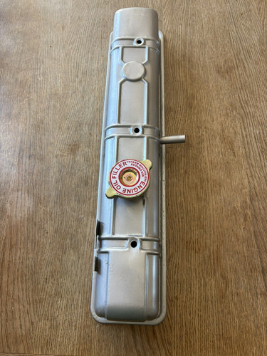 Triumph tr6 rocker cover - tr6,