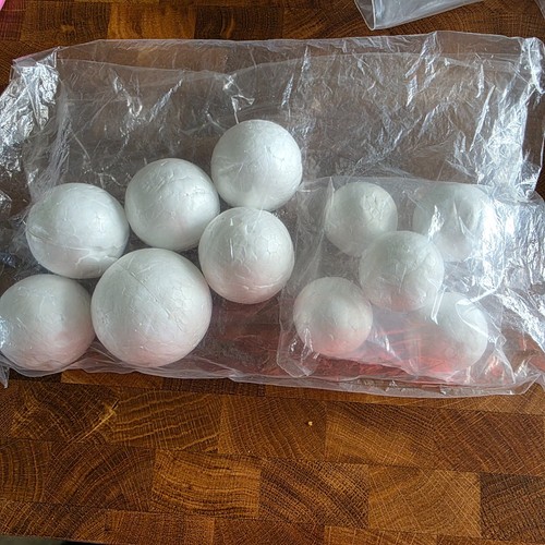 Polystyrene balls 6cm - balls, 4/5/6cm
