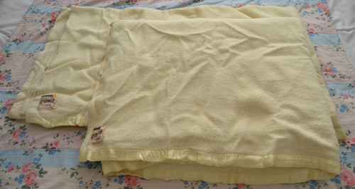 Vintage witney wool - x,