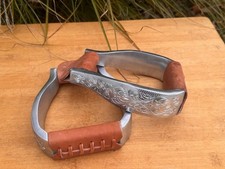 Engraved Aluminum Western Show Saddle Bell Stirrups w Leather Treads