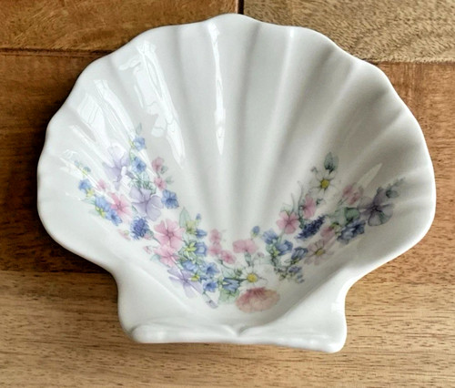 Wedgwood angela bone china - angela,