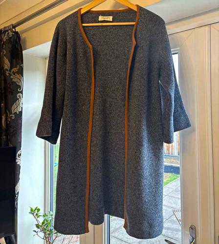 Toast 100 lambswool grey - 100%,