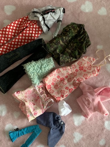 Bundle mixed dolls clothing - of,
