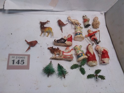 Vintage xmas cake decorations - vintage,