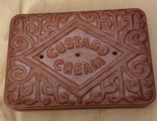 Custard Cream Novelty Biscuit