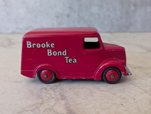 Dinky toys trojan - trojan,