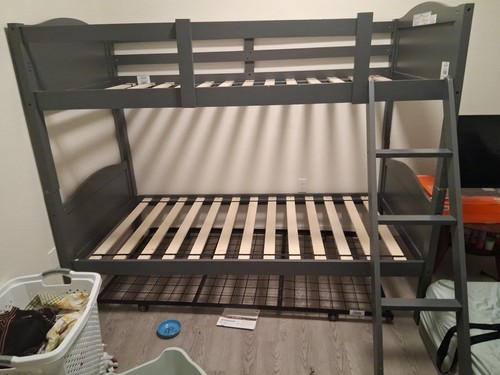 Bunk bed - ,