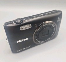 Nikon Coolpix S5300 Digital Camera, Does Not Turn On, SPARES ONLY. 