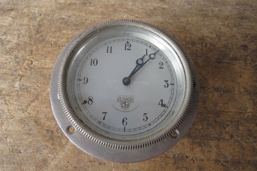 Smiths vintage car dash - smiths, clock