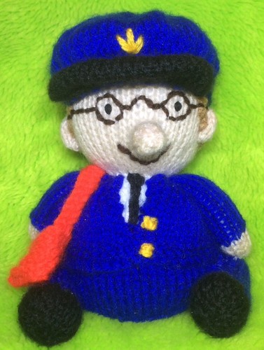 Knitting pattern postman - postman, pat