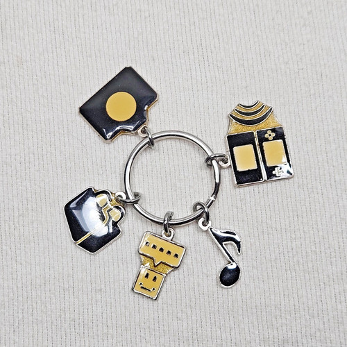 Metal charms keychain keyring - metal,