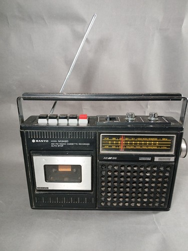 Sanyo m2420 portable - sanyo,