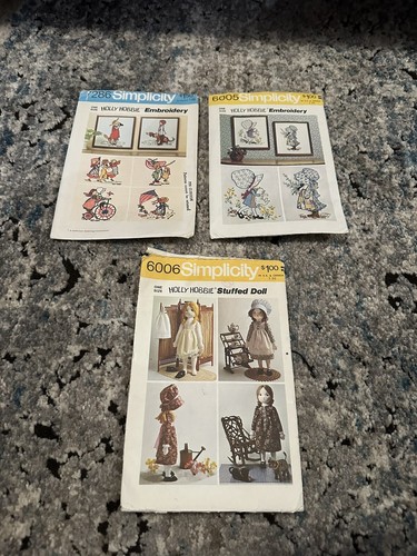 Lot vintage simplicity - of,