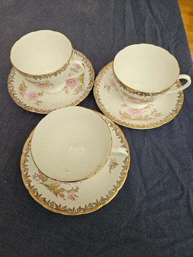 Bone china ormamental - 3, cups